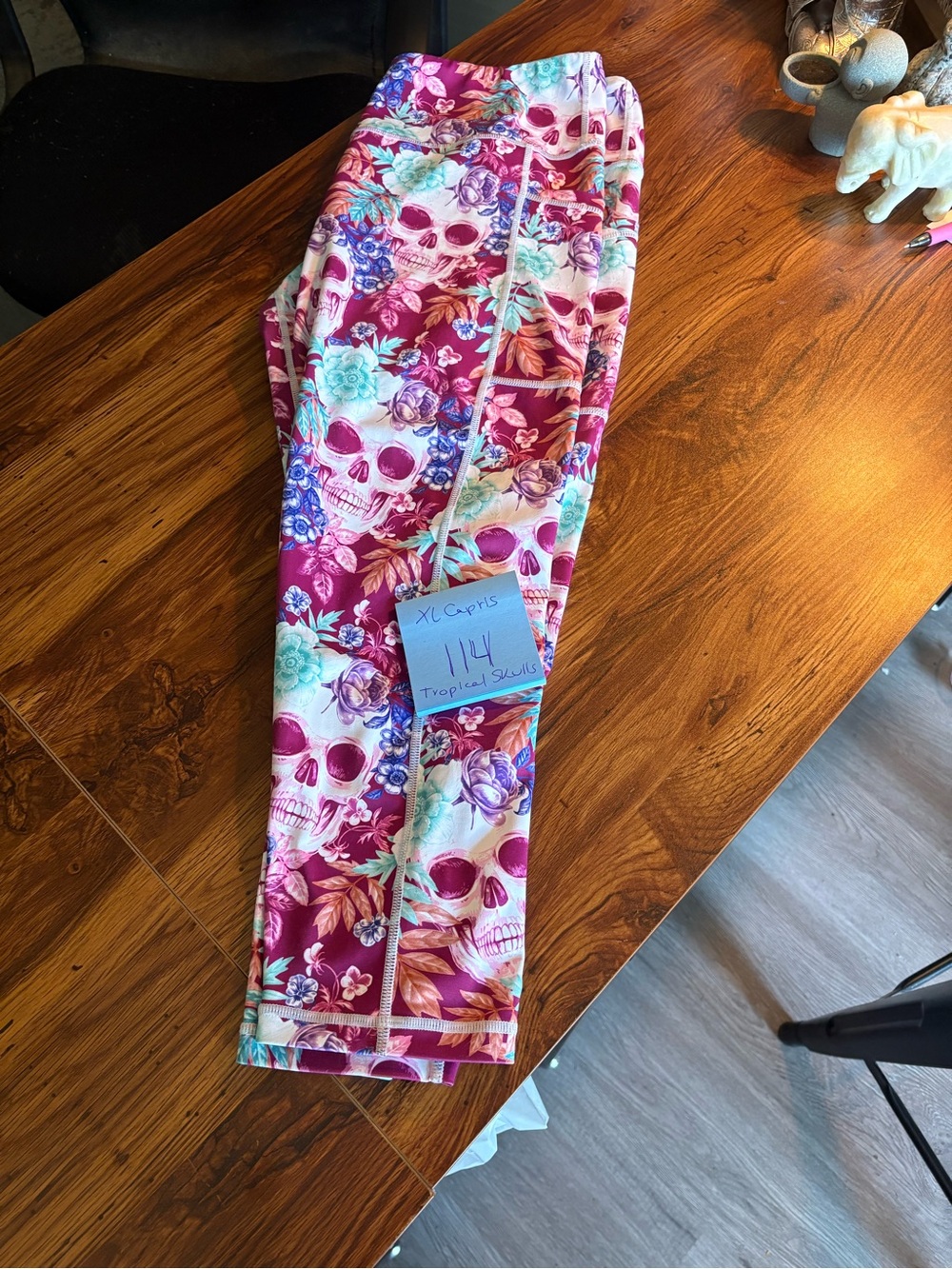 Constantly Varied Gear Tropical Skull Capris XL